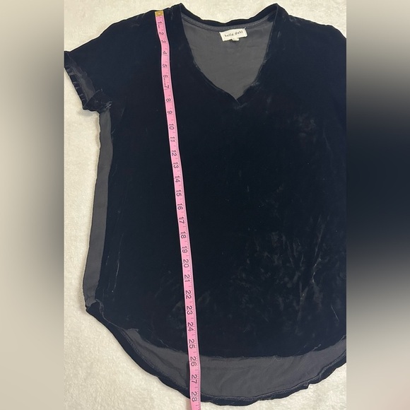 Bella Dahl Black Velvet Short Sleeve Blouse Elegant  Size M - Picture 4 of 14